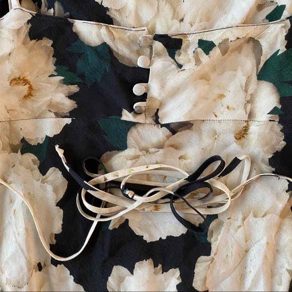 Flynn Skye Gorgeous Dress 👗 ! - Picture 7 of 8